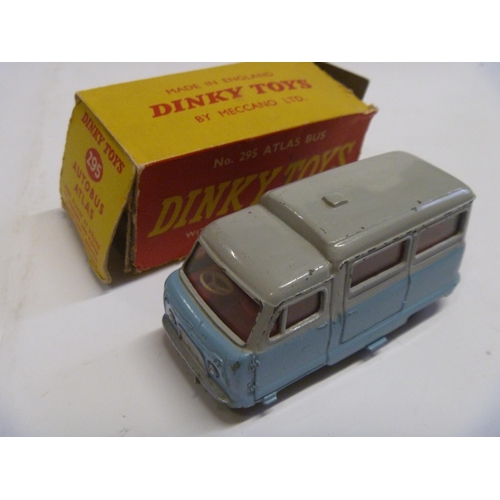 111 - DINKY TOYS ATLAS AUTOBUS