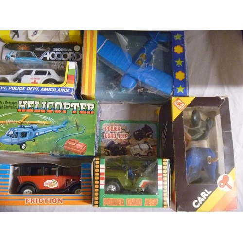 135 - QTY OF MOSTLY BOXED FRICTION POWERED PLASTIC AND METAL MOSTLY HONG KONG VEHICLES INCLUDING HONDA ACC... 