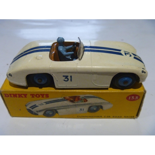 159 - ORIGINAL DINKY TOYS BOXED CUNNINGHAM C5R RACING CAR (MODEL IS GOOD BOX IS VERY GOOD)