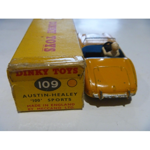 161 - ORIGINAL DINKY TOYS BOXED AUSTIN HEALEY 100 SPORTS COMPETITION MODEL CAR (MODEL IS GOOD BUT WITH SOM... 