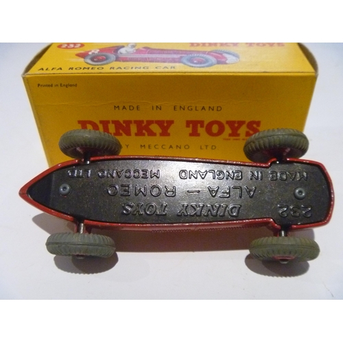 169 - ORIGINAL DINKY TOYS BOXED ALFA ROMEO RACING CAR (MODEL IS EXCELLENT, BOX IS EXCELLENT)