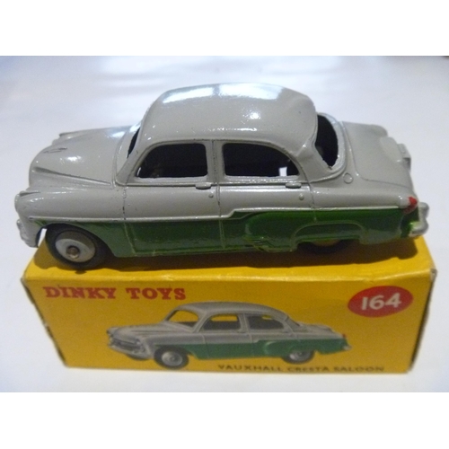 173 - ORIGINAL DINKY TOYS BOXED VAUXHALL CRESTA (MODEL IS EXCELLENT, BOX IS VERY GOOD)