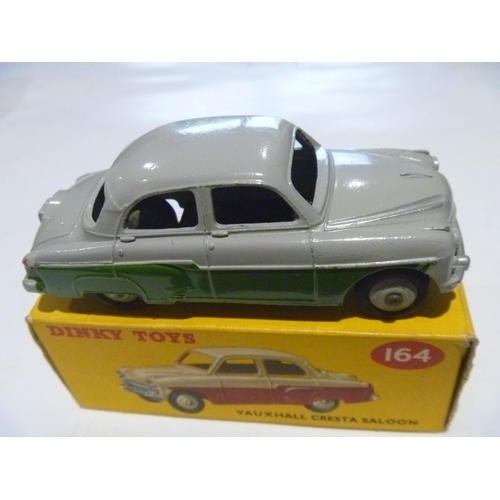 173 - ORIGINAL DINKY TOYS BOXED VAUXHALL CRESTA (MODEL IS EXCELLENT, BOX IS VERY GOOD)