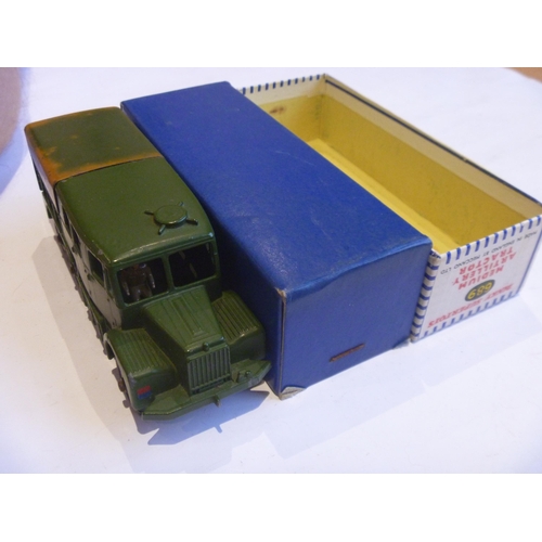 66 - ORIGINAL DINKY TOYS BOXED MEDIUM ARTILLERY TRACTOR (MODEL HAS DISCOLOURED TINPLATE TILT, BOX IS VERY... 