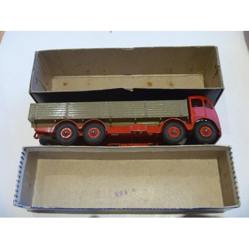 70 - ORIGINAL DINKY TOYS BOXED FODEN DIESEL 8 WHEEL WAGON (MODEL IS VERY GOOD BOX IS VERY GOOD)