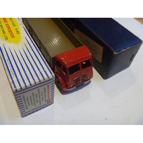 70 - ORIGINAL DINKY TOYS BOXED FODEN DIESEL 8 WHEEL WAGON (MODEL IS VERY GOOD BOX IS VERY GOOD)