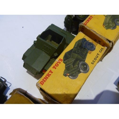 72 - 6 ORIGINAL DINKY TOYS BOXED ARMY AND MILITARY MODELS (MODELS VERY GOOD BOXES POOR TO FAIR AND MOSTLY... 