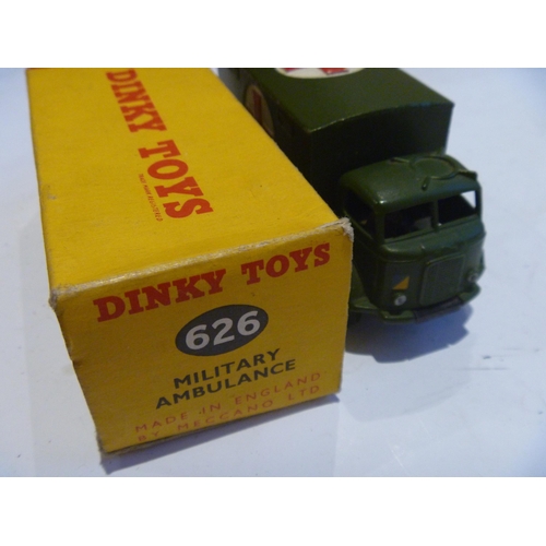 73 - ORIGINAL DINKY TOYS BOXED 626 MILITARY AMBULANCE (MODEL IS VERY GOOD BOX IS VERY GOOD)