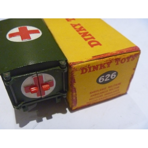 73 - ORIGINAL DINKY TOYS BOXED 626 MILITARY AMBULANCE (MODEL IS VERY GOOD BOX IS VERY GOOD)