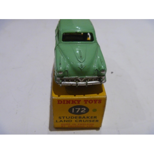 86 - ORIGINAL DINKY TOYS BOXED STUDEBAKER LAND CRUISER (MODEL IS VERY GOOD BOX IS GOOD)