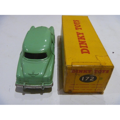 86 - ORIGINAL DINKY TOYS BOXED STUDEBAKER LAND CRUISER (MODEL IS VERY GOOD BOX IS GOOD)