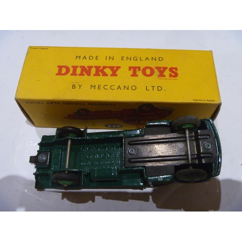 94 - ORIGINAL DINKY TOYS BOXED FORDSON THANES FLAT TRUCK (MODEL IS VERY GOOD BOX IS VERY GOOD)