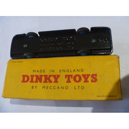 95 - ORIGINAL DINKY TOYS BOXED BOAC COACH (MODEL IS VERY GOOD BOX IS VERY GOOD)