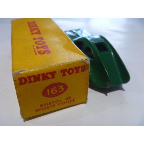 99 - ORIGINAL DINKY TOYS BOXED BRISTOL 450 SPORTS COUPE (MODEL IS VERY GOOD BOX IS VERY GOOD)