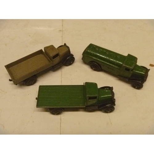 87 - 3 VINTAGE DINKY TOYS FLAT TRUCK PETROL TANKER WAGON AND TIPPER LORRY