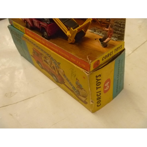 102 - CORGI TOYS BOXED FC JEEP WORKING CONVEYOR BOX WITH INTERNAL PACKING PIECE BUT LACKING 1 OUTER AND 1 ... 