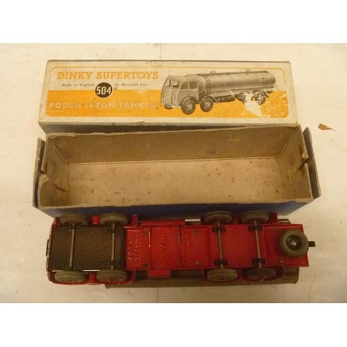 132 - DINKY TOYS VINTAGE BOXED SUPERTOYS FODEN TANKER