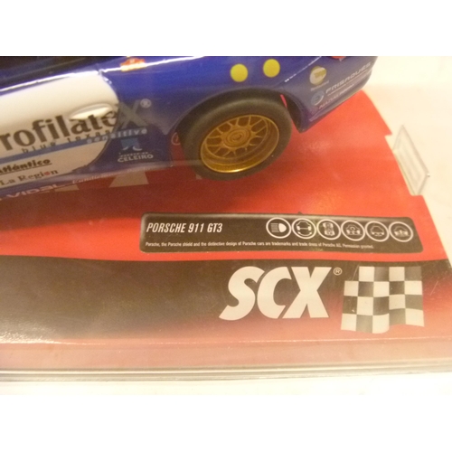 238 - SCALEXTRIC SLOT CAR - PORSCHE 911 GT3 (SLOT CARS HAVE BEEN REMOVED FROM THEIR BOXES AT SOME POINT BU... 