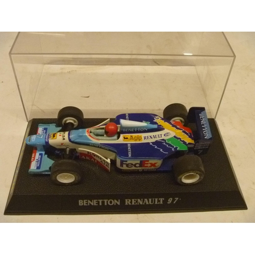 251 - SCALEXTRIC SLOT CAR - BENNETTON RENAULT F1 (SLOT CARS HAVE BEEN REMOVED FROM THEIR BOXES AT SOME POI... 