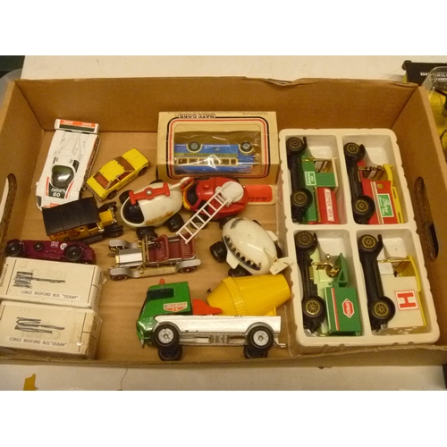 42 - QTY BOXED AND UNBOXED INCLUDING LONE STAR LLEDO ETC