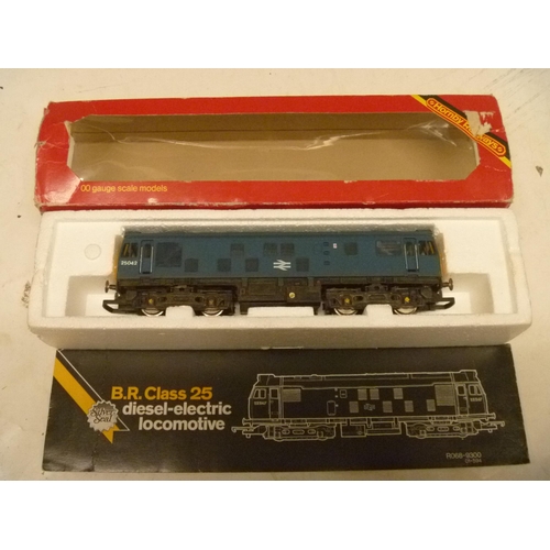 100 - TRIANG HORNBY RAILWAYS HO / OO GAUGE BR CLASS 25 DIESEL ELECTRIC LOCOMOTIVE UNTESTED BOXED