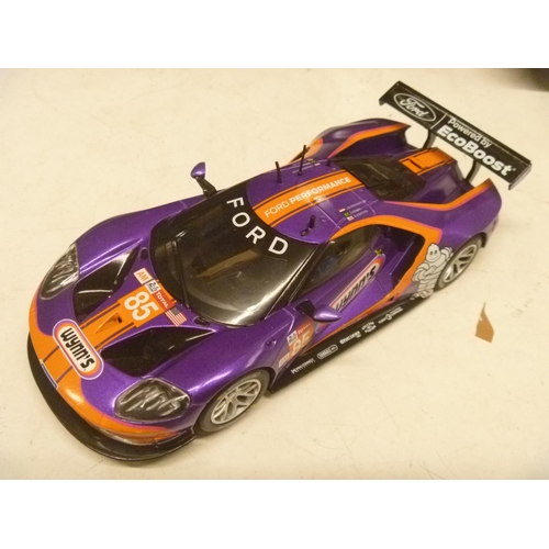 SCALEXTRIC SLOT CAR UNBOXED - LIGHT USE FORD GTE