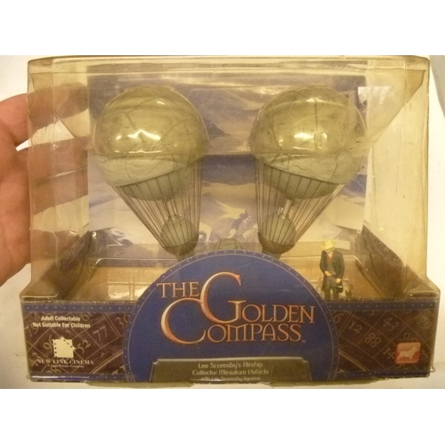 69 - CORGI THE GOLDEN COMPASS MODEL