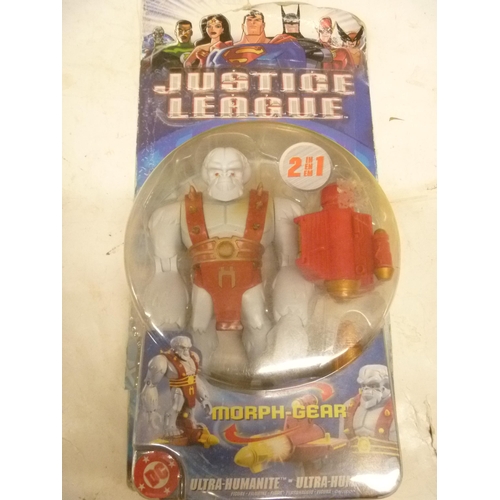 89 - DC COMICS JUSTICE LEAGUE MORPH GEAR