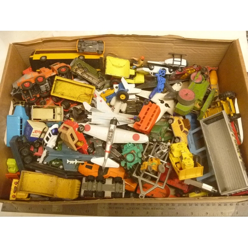 SIMILAR TRAY OF PLAYWORN AND BETTER DIECAST MATCHBOX CORGI AND OTHER MAKES