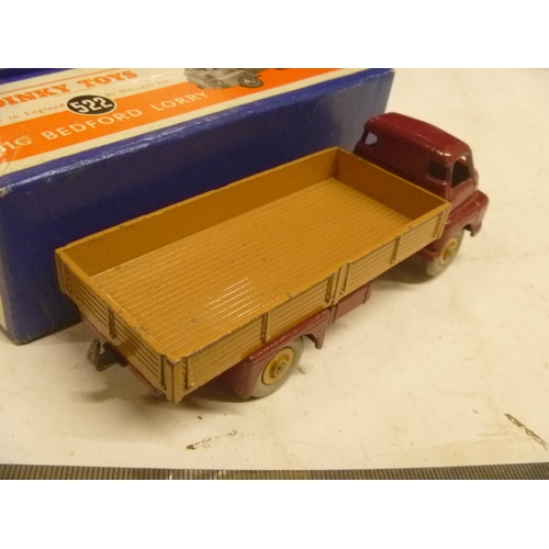 47 - VINTAGE DINKY TOYS BIG BEDFORD LORRY DIECAST AND BOX BOTH GOOD