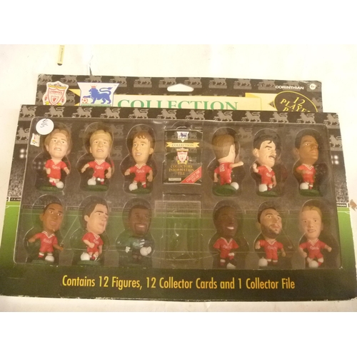 152 - CORINTHIANS 12 FIGURES FOOTBALLERS SET