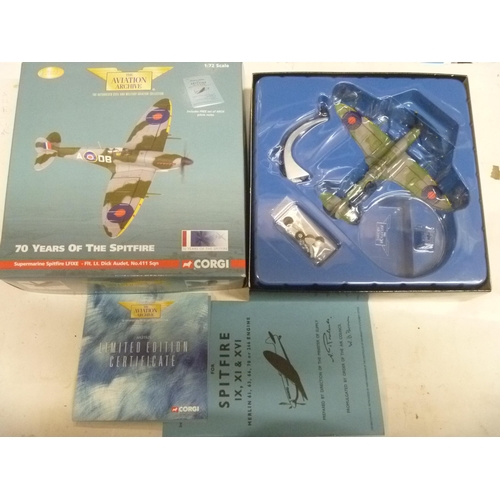 163 - CORGI THE AVIATION ARCHIVE AIRCRAFT SPITFIRE 70 YEARS OF