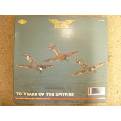 186 - CORGI THE AVIATION ARCHIVE AIRCRAFT 70 YEARS OF THE SPITFIRE GIFT SET