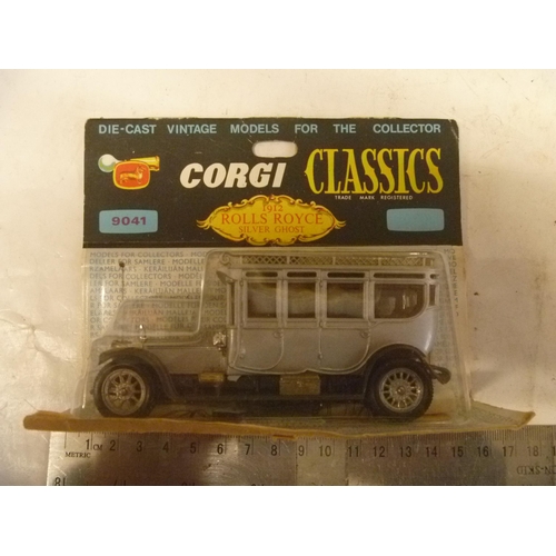 47 - CORGI TOYS CLASSICS 1960'S BOXED ROLLS ROYCE SILVER GHOST (DIECAST AND BOX GOOD)