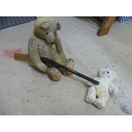 11 - 2 VINTAGE TEDDIES (1 STRAW FILLED) AND TOY RIFLE (FAULTY)