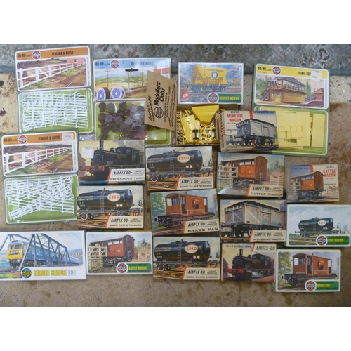 QTY OF AIRFIX RAILWAY RELATED KITS - MOSTLY UNSTARTED BUT A FEW SHOW SIGNS OF HAVING BEEN OPENED AND EITHER BEING STARTED OR MISSING SOME PARTS