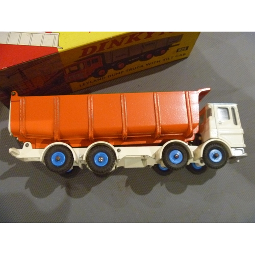32 - VINTAGE DINKY TOYS WITH ORIGINAL BOX LEYLAND DUMP TRUCK WITH TILT CAB