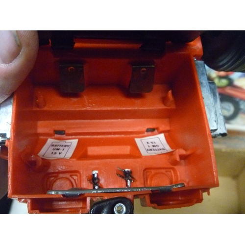 29 - VINTAGE BATTERY OPERATED SAND BUGGY HONG KONG