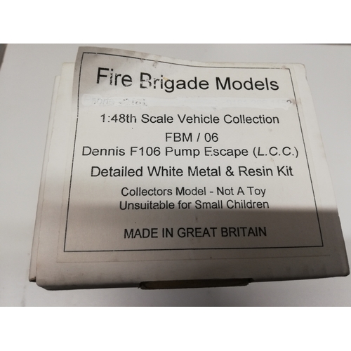 10 - JM TOYS LIMITED EDITION FIRE BRIGADE MODELS WHITE METAL DENNIS PUMP ESCAPE - EXQUISITE DETAIL
