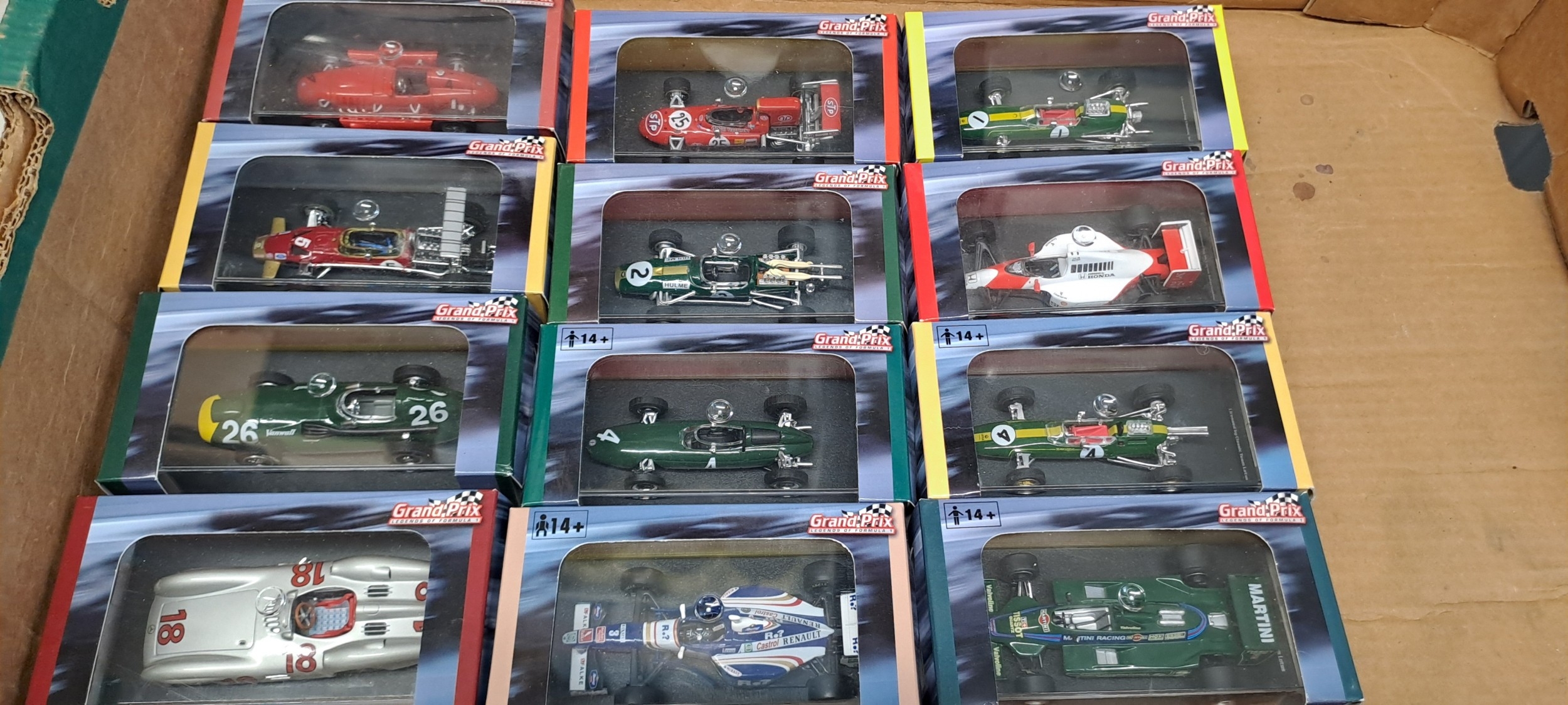 12 ATLAS FORMULA ONE RACING CARS - SUPERBLY DETAILED MODELS CONTAINED ...