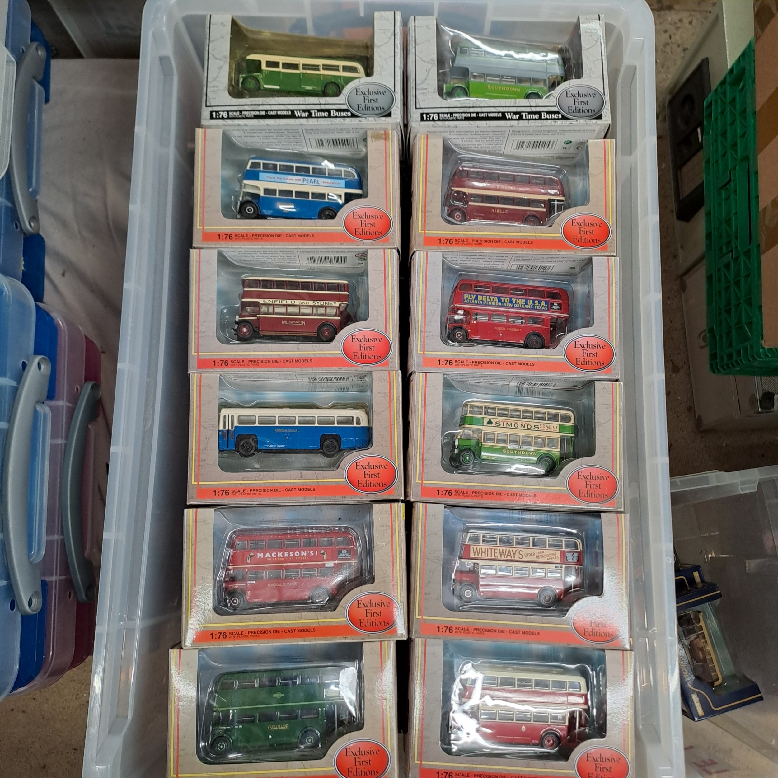 EFE EXCLUSIVE FIRST EDITION BOXED BUS MODELS x12