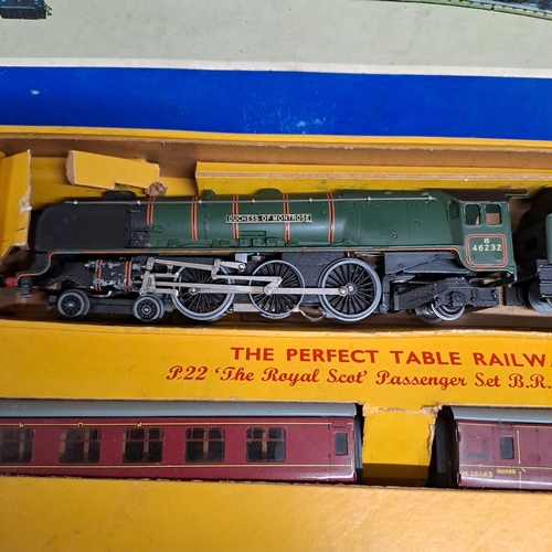 hornby triang ref R 216 wagon lance fusées dans sa boite