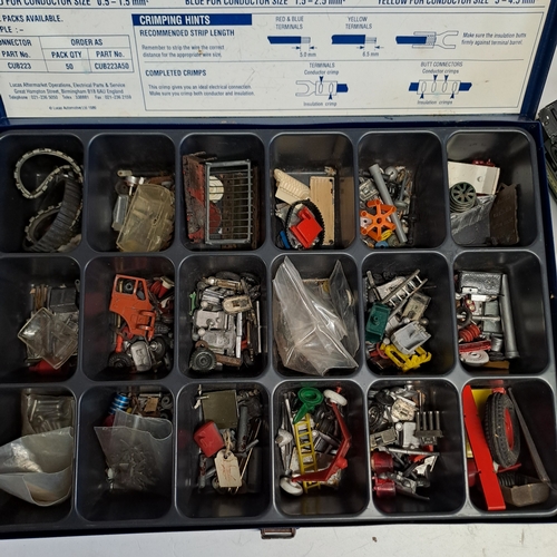 LUCAS CONNECTOR KIT BOX CONTAINING A VAST SELECTION OF DIECAST TOY ...