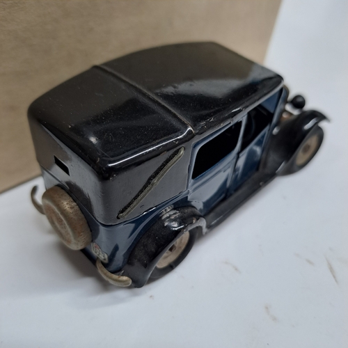 8 - TRIANG MINIC TINPLATE TAXI