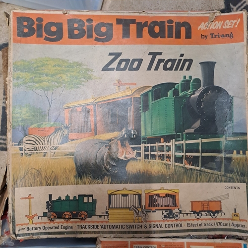 2 - RARE TRIANG BIG BIG TRAIN ZOO TRAIN SET - BOX POOR