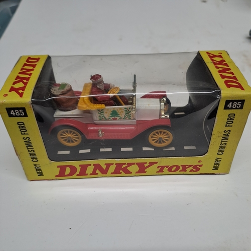 134 - DINKY TOYS MERRY CHRISTMAS FORD MODEL T - NICE EXAMPLE