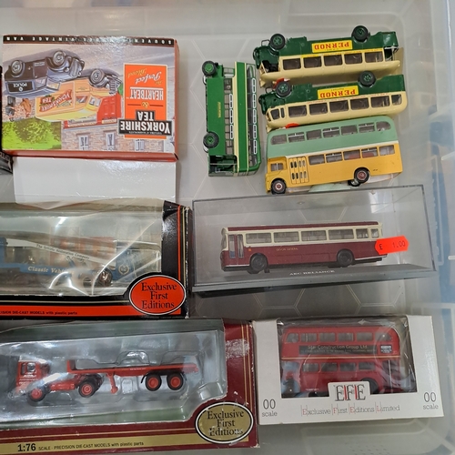 153 - EFE GREAT BRITISH BUSES 4 KIT BUILT BUSES AND SIMILAR BUS LOT