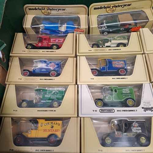 230 - TRAY OF VINTAGE MATCHBOX MODELS OF YESTERYEAR