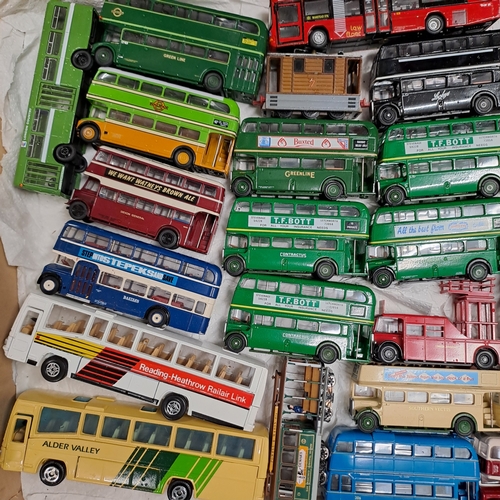 1 - TRAY OF UNBOXED BUS MODELS EFE OOC AND SIMILAR