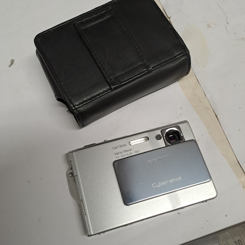 53 - SONY DIGITAL CAMERA CYBER SHOT BY CARL ZEISS VARIO TESSAR  5.1 MEGA PIXELS MPEG MOVIE VX - APPEARS T... 
